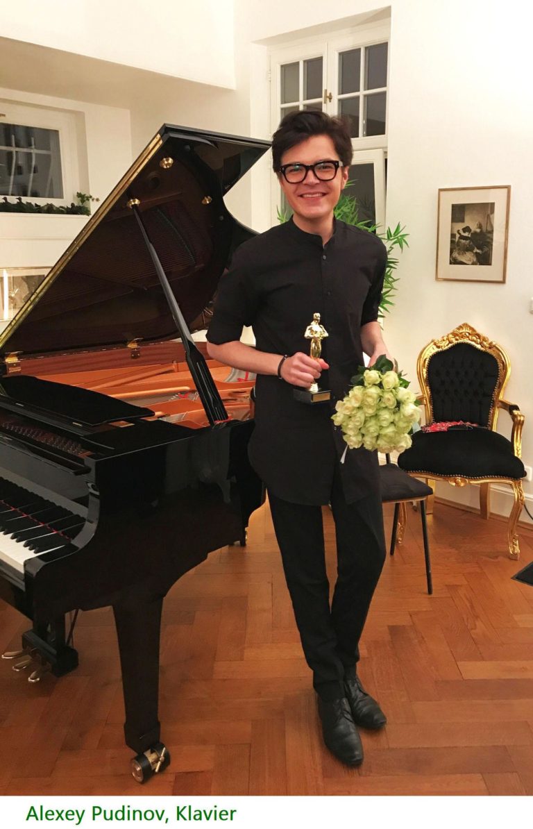 Alexey Pudinov Klavier